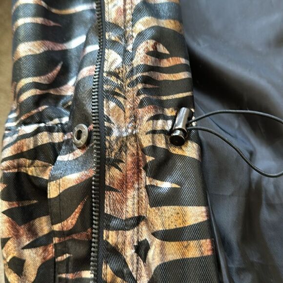 Erin London Women’s Cotton Blend Zebra Print Metallic Front Zip Up & Snap Size L - Picture 11 of 14